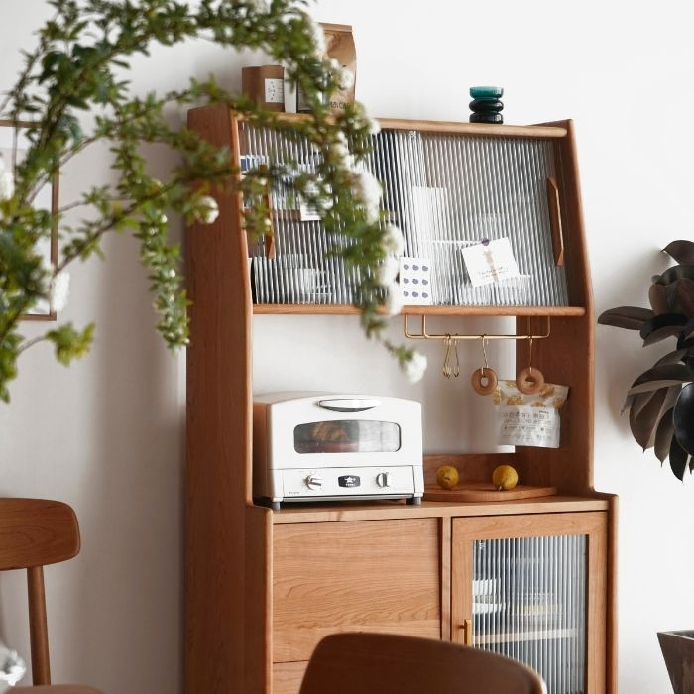 EMOH® Designer Furniture Store Hong Kong 北歐風格傢俬、香港實木傢俬 (觀塘店)